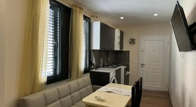 Tirent Apartment - Cozy Bedrooms Stay by Golem Beach.