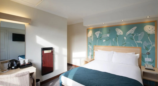 Двухместный номер с видом на сад Bedford Hotel