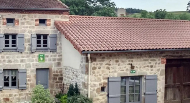 Gîte Périgneux, 4 pièces, 6 personnes - FR-1-496-5, Varaa Hotelli Périgneux 