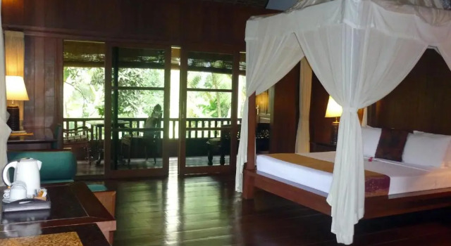 Двухместный номер Deluxe с балконом и с красивым видом из окна Ananda Ubud Resort