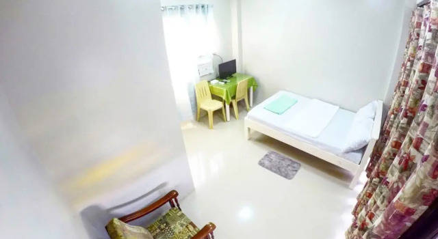 Mimi's Condotel, Rezerwuj Hotel Hotele i noclegi w Iligan, Hotel