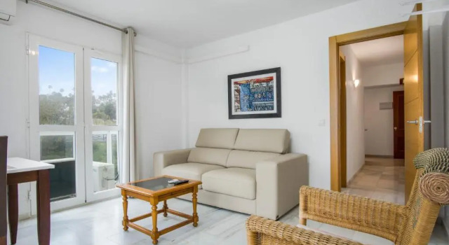 Апартаменты Duquesa Harbour Club Aparthotel