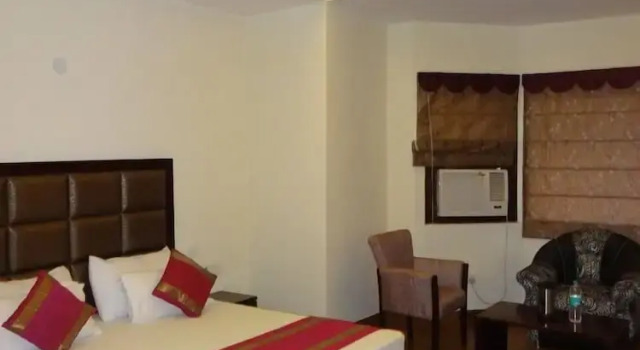Люкс Deluxe Shimla Resort