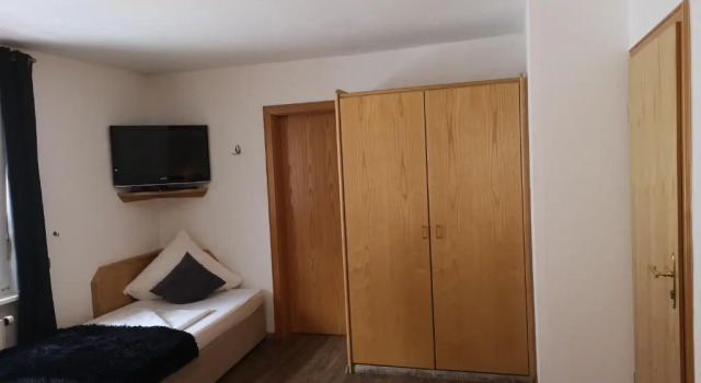 Трёхместный номер Standard Hotel DreiKönig & Restaurant SeeGourmet