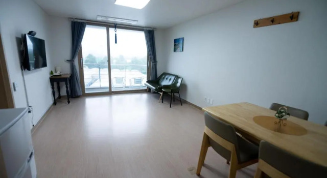 Коттедж c 1 комнатой Dorami Pension