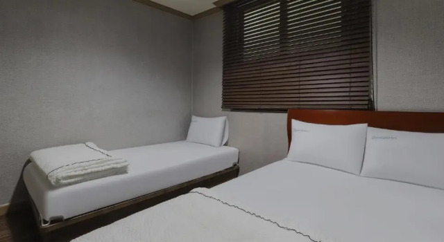Двухместный номер Standard Queen Motel Andong