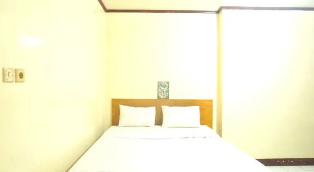 Hotel O Rumah Massagena Syariah Near Gedung Olahraga Enrekang, Prenota Hotel Hotel a Sulawesi con parcheggio, Parcheggio