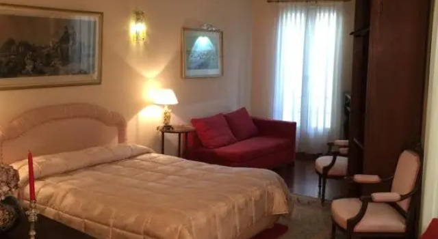 Полулюкс Twins Boutique Apartments