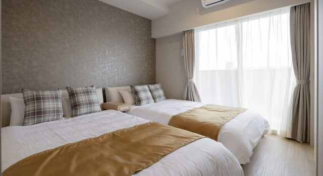 Ostay Vermillion Namba