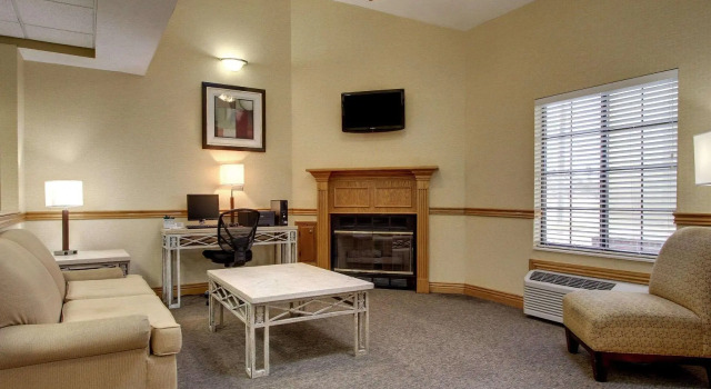 Columbia Inn & Suites, Buchen Sie Hotel Columbia 