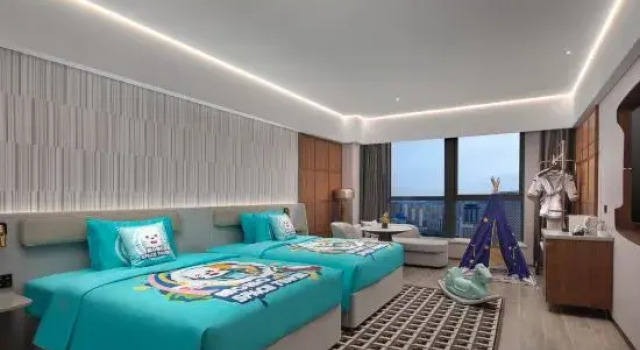 Wanda Moments, Xining Chengdong