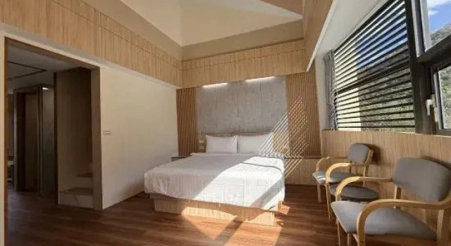 Люкс с 2 комнатами Light Haus Inn