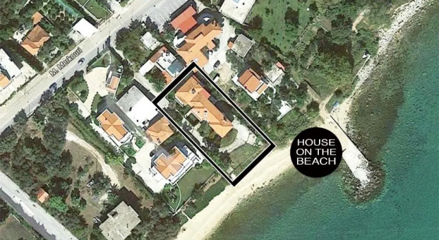 Апартаменты The House On The Beach