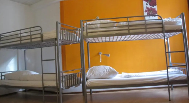 Кровать в общем номере Metropol Hostel Berlin
