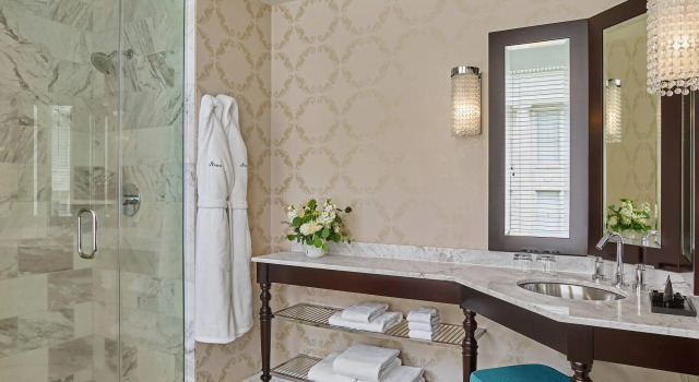 Четырёхместный номер Superior The Nines, a Luxury Collection Hotel, Portland