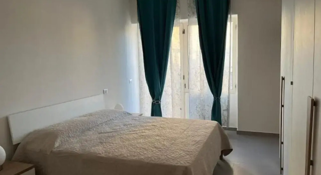 Room in Holiday House - Holiday House the Zagare, Large Double or Twin Room, Book Guesthouse Hotels in Murgia with Parking, Parking