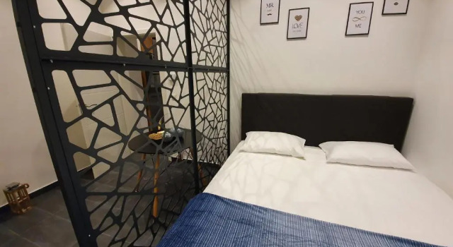 Frisch renovierte Wohnung mit einer Klimaanlage - Design Apartment Favoritenstraße 147, Varaa Huoneisto 10. Favoriten Wien, lähellä Generali Arena