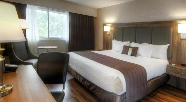 Номер Standard Days Inn by Wyndham Victoria On The Harbour