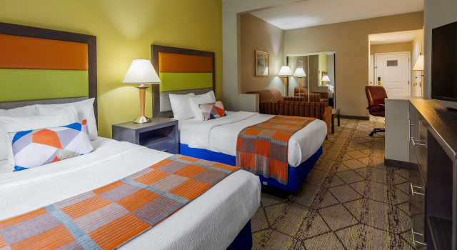 Четырёхместный люкс Best Western Plus Newport News