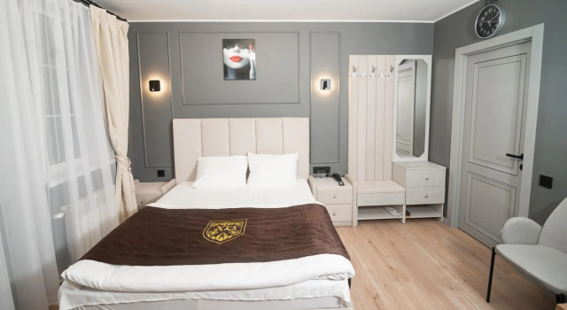 Полулюкс Hotel X.O. (Икс О)