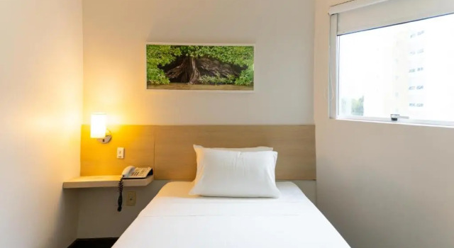 Одноместный номер Economy ibis Styles Belem Nazare