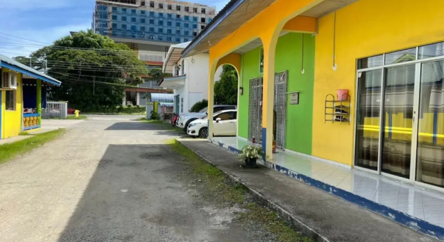 OYO Home 90424 Embun Homestay, Prenota Hotel Semporna Sabah