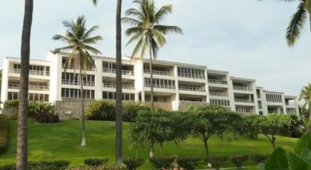 Condo In Manzanillo