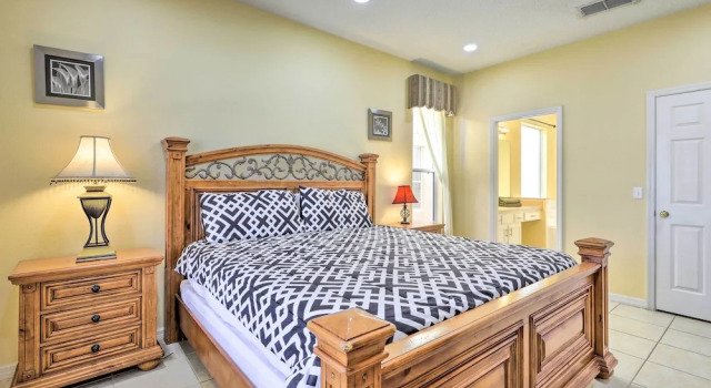 Коттедж Kissimmee Home w/ Pool < 9 Mi to Disney World!