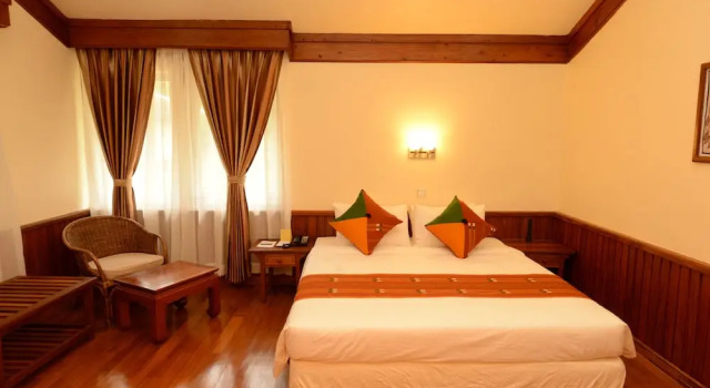 Номер Deluxe с балконом и с видом на сад Bagan Thiripyitsaya Sanctuary Resort