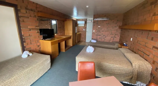 Hawker Hotel Motel, Book Motel Hawker South Australia