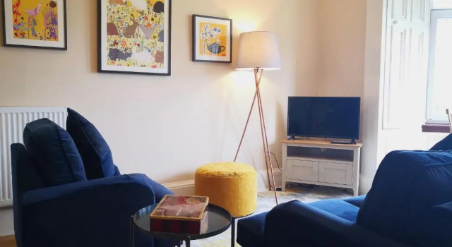 Forth View Apartment, Забронировать Апартаменты/квартира Отели Центральной Шотландии с парковкой, Парковка