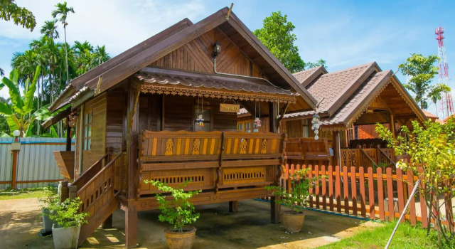 Bansuan-Pechchompoo, Забронировать Отель Кланг провинция Районг