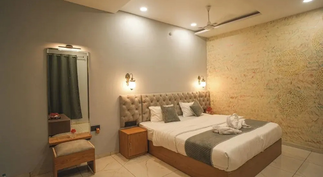 Номер Economy Hotel Bhopal Inn by Ten On Ten Stays