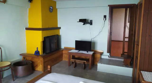 Triple studio apartment in Mylopotamos Beach, Rezerwuj Apartament Hotele w Pelion z parkingiem, Parking