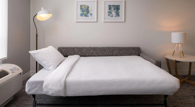 Двухместный люкс c 1 комнатой TownePlace Suites by Marriott West Kelowna