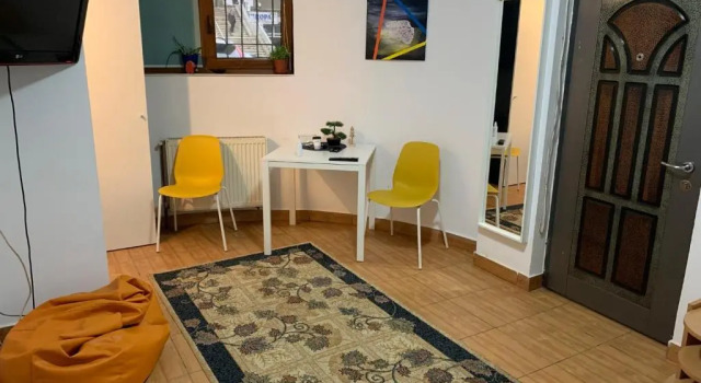 Ultracentral Lozonschi Apartament