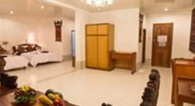 Люкс Asia Hotel