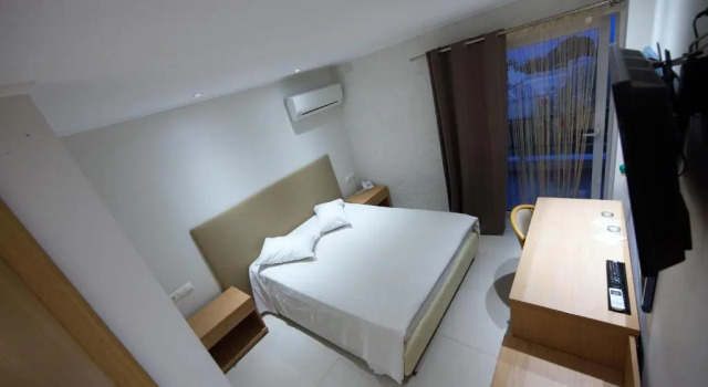 Одноместный номер Standard с балконом и с красивым видом из окна Thomas Beach Hotel