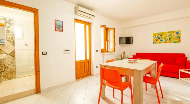 Residence Villa Ulimare, Rezerwuj Willa Hotele w Foresta Umbra z basenem, Basen