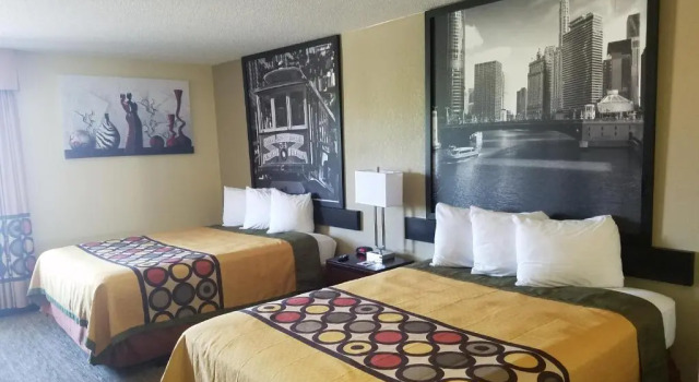 Четырёхместный номер Standard Woodland Inn and Suites Extended Stay