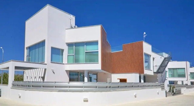 Sunrise Seaview Villas