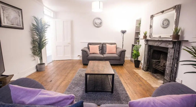 53 Pembroke Rd