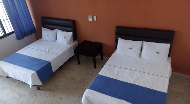 Standard Vierer Zimmer mit Balkon Moka Hotel