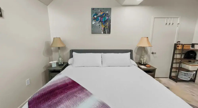 Quiet Garden Sanctuary 1 Bedroom Home, 预订 酒店 克利夫顿 科罗拉多州