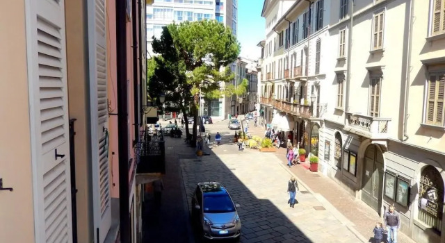 Roma 40, Buchen Sie Ferienwohnung Hotels in Lecco mit Parkplatz, Parkplätze