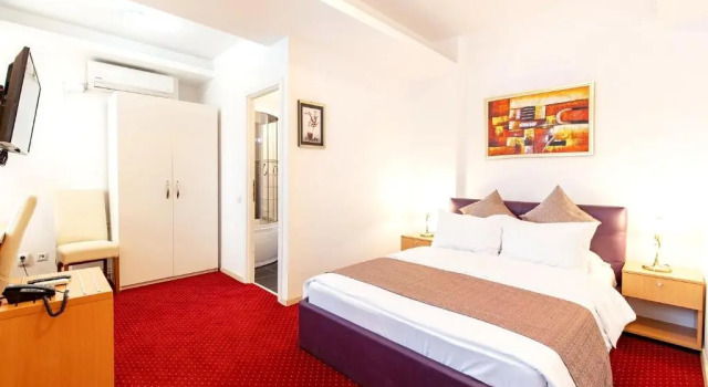 Economy Double room Bucur Accommodation