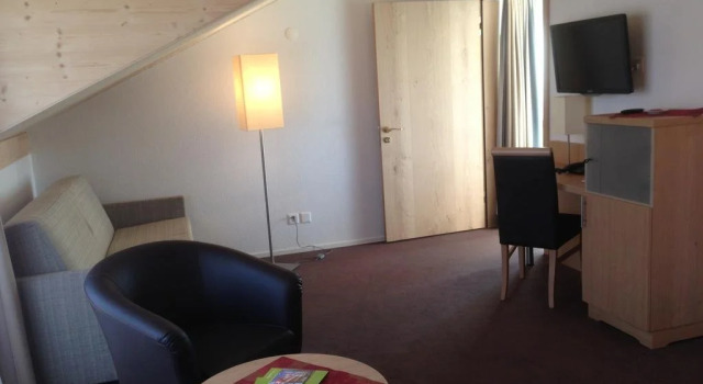 Hotel Landgasthof Eischen, Забронировать Отель Отели Ауссерроден 3 звезды, 3*