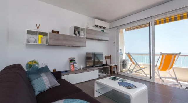 GORGEOUS APT with TERRACE, ELEVATOR, AC, FREE PARKING, Rezervovat Hotel Cagnes-sur-Mer Alpes-Maritimes