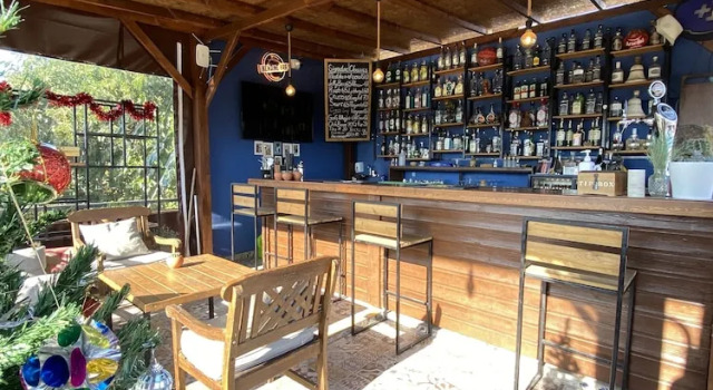 Кровать в общем номере Gold Coast Hostel