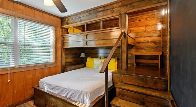 Family Friendly Cottage - Game Room+firepit+smores, Boek Vakantiehuis Hochatown Oklahoma